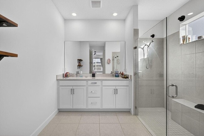 Building Photo - 1543 Stockbridge St