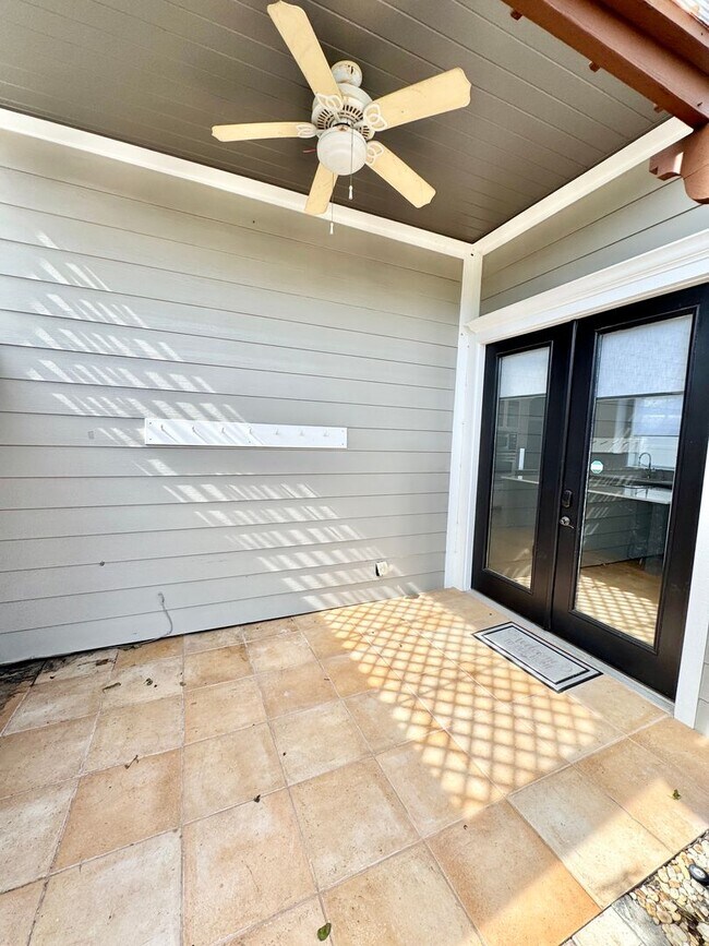 Building Photo - LUXURY RENTAL In Maitland - Winter Park Area 32751