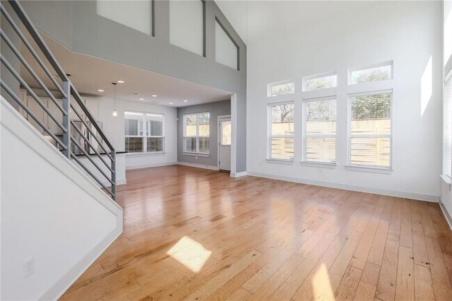 Building Photo - 5809 Swayden Ln