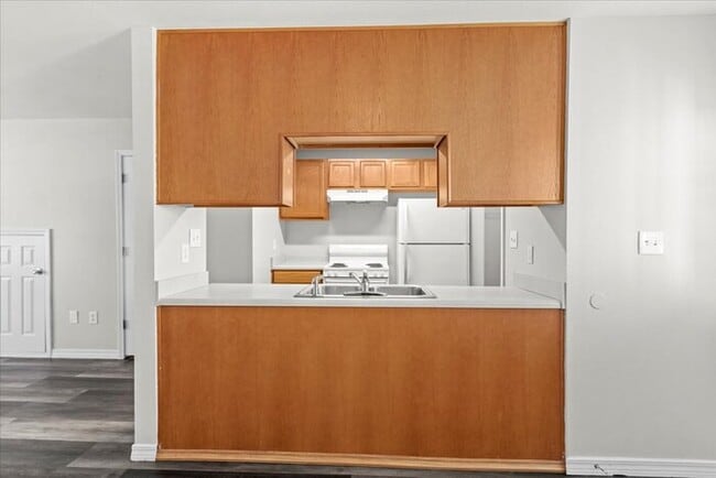 Building Photo - 14859 Angela Dr