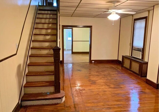 Building Photo - 3 Bedroom 1 Bath Twin in Coatesville