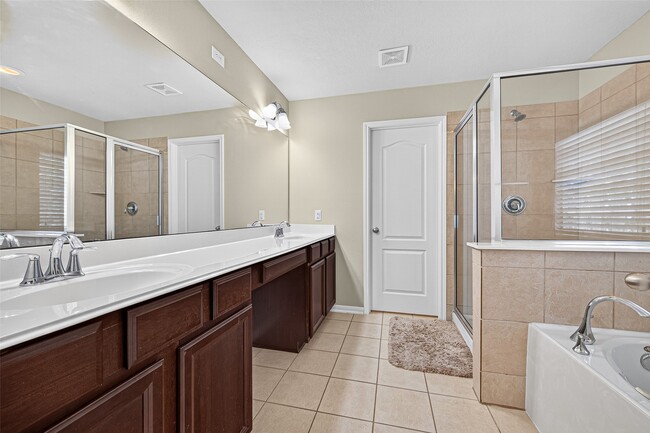 Building Photo - 9106 Fuqua Breeze Dr