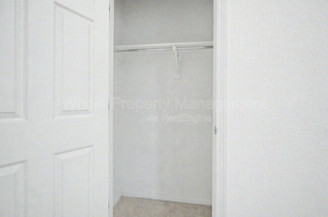 Building Photo - 11081 Independence Cir W
