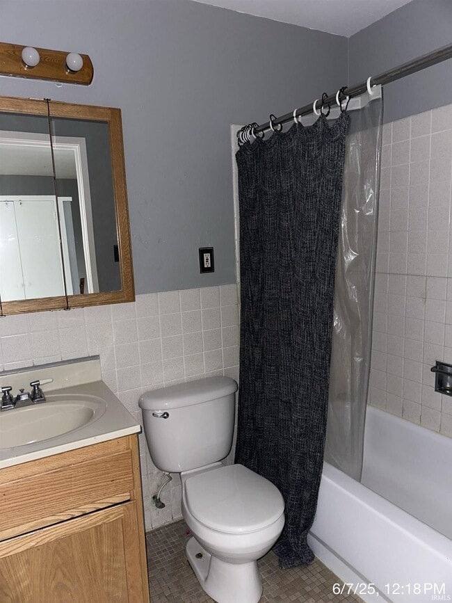 Building Photo - 41052 Gunter Ct