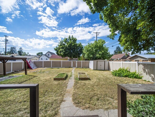 Building Photo - Updated Spokane Rental Home with 4 Bedrooms & Private Yard