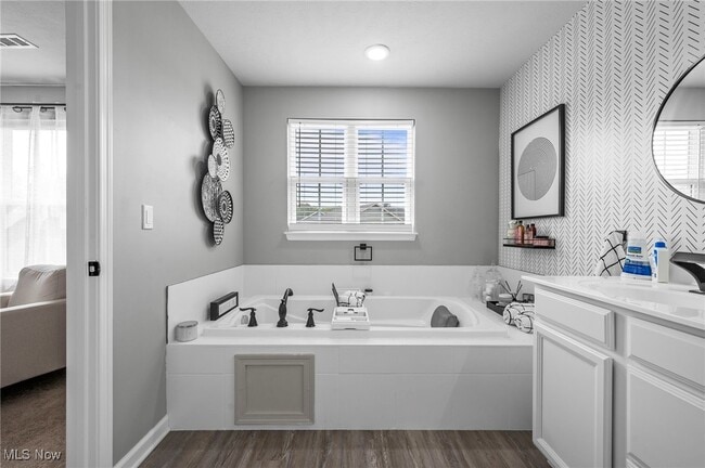 Building Photo - 9256 Preserve Way