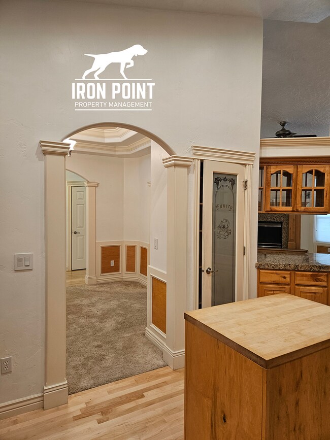 Building Photo - 3bed/3bath in sought after Nampa neighborhood w/3 car garage and large bonus room.