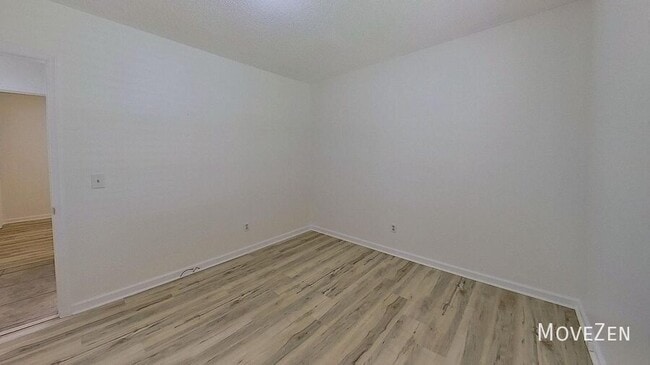 Building Photo - 509 Rosecrest Dr