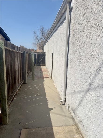 Building Photo - 7892 Newman Ave