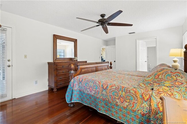 Building Photo - 10380 SE Jupiter Narrows Dr