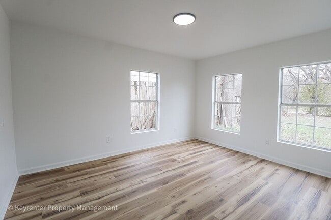 Building Photo - 4 Bed 2 Bath - Brand New Renovation in Skiatook