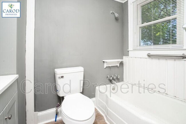 Building Photo - 136 Powder St SW