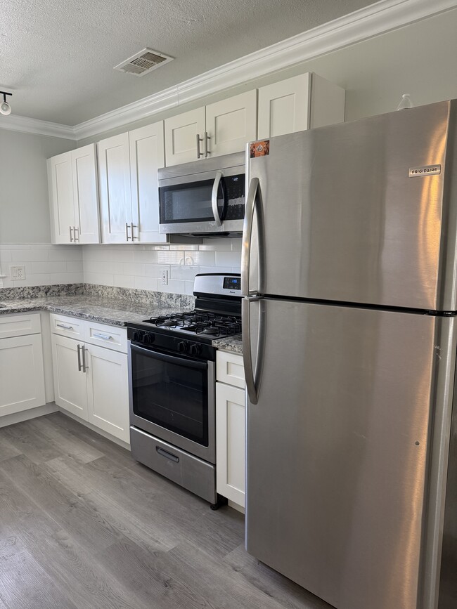 Building Photo - 1600 Maryland Ave