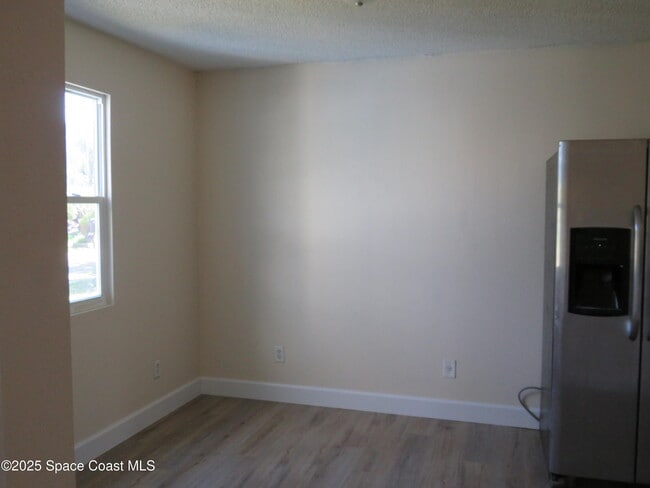 Building Photo - 1690 Elizabeth Ave