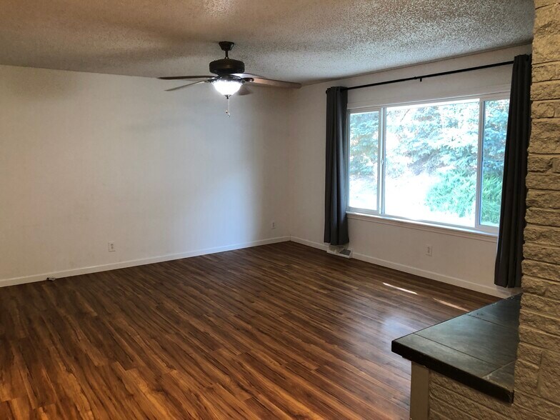 Building Photo - 3551 Ewartsville Rd