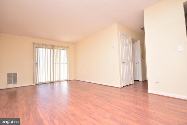 Building Photo - 14905 Rydell Rd