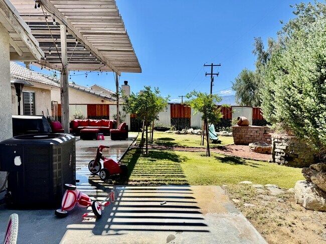 Building Photo - 13539 Quinta Way