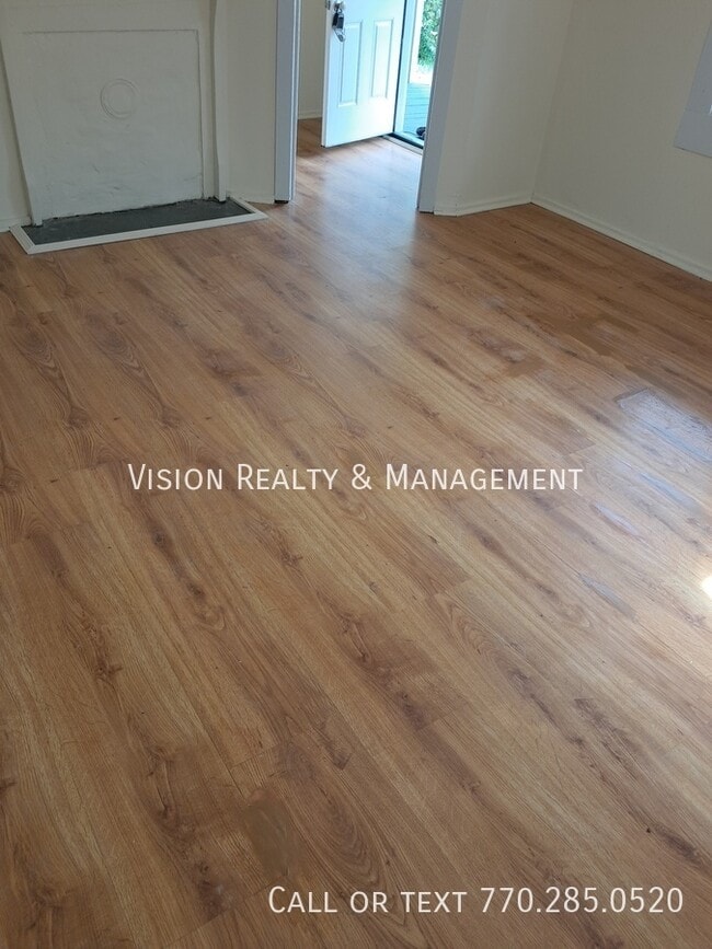 Building Photo - 1202 Juniper St