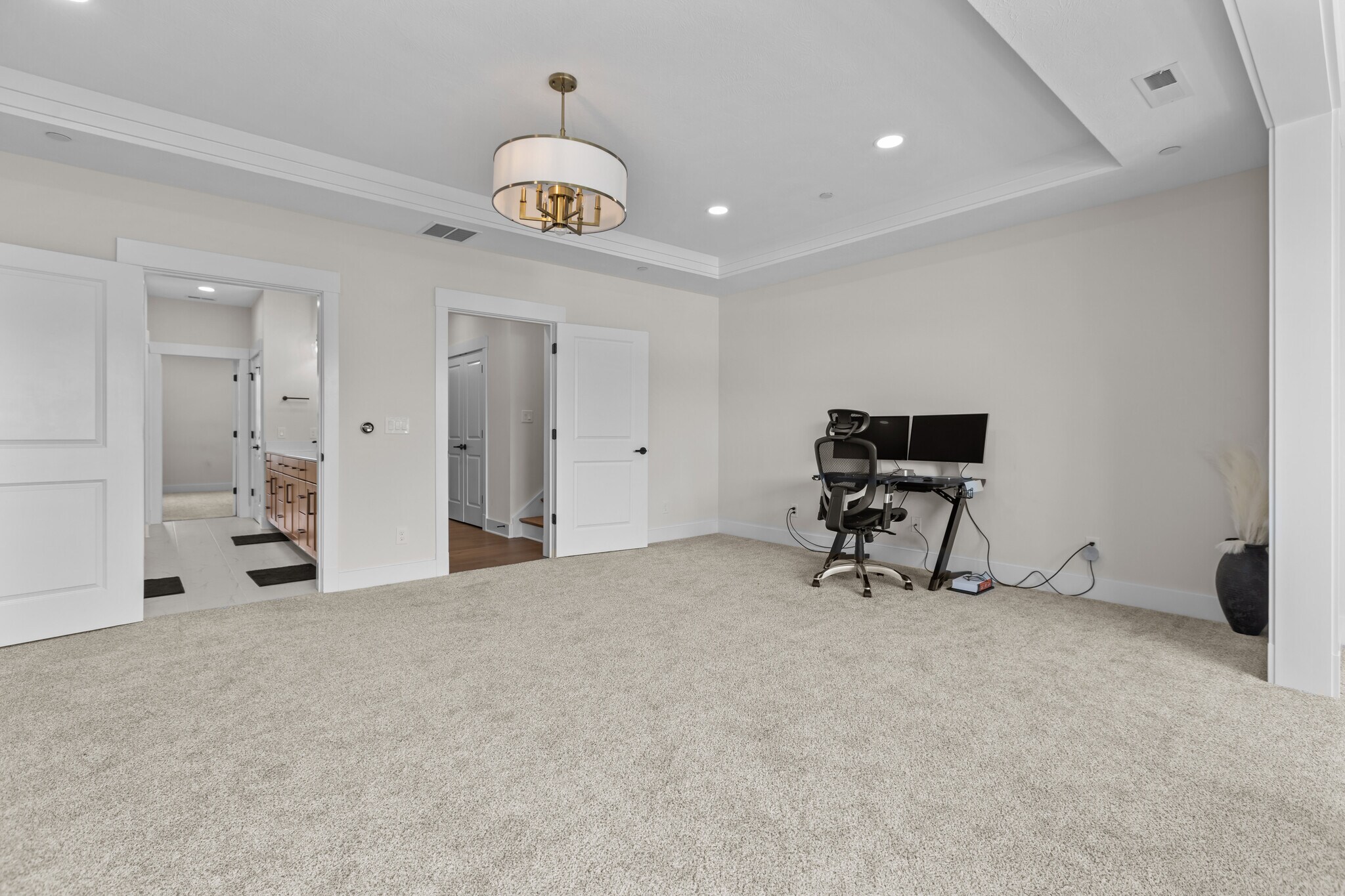 Building Photo - 134 Enclave Dr