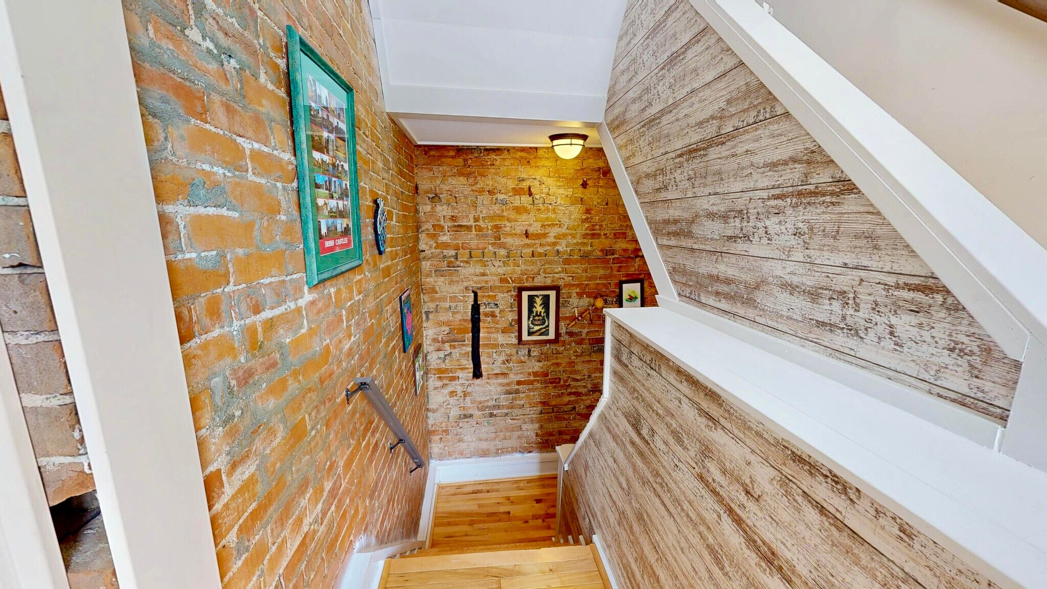 Building Photo - 132 Winkler St