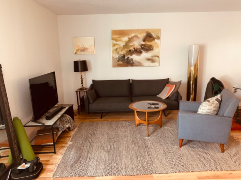 Building Photo - 1701 NW 29th St