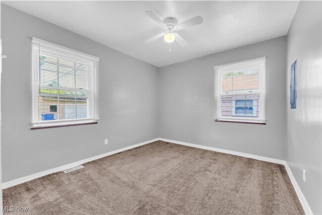 Building Photo - 18425 Puritas Ave