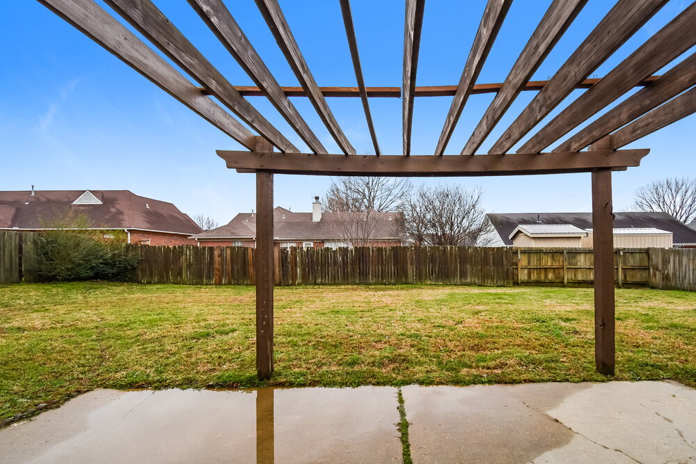 Building Photo - 1865 Winners Cir N