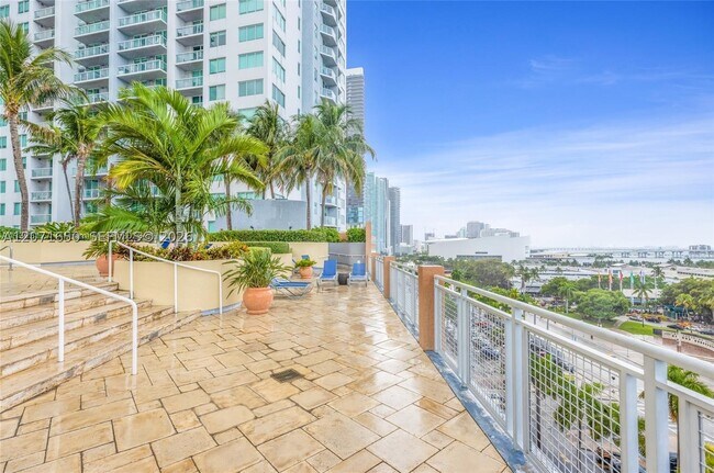 Building Photo - 244 Biscayne Blvd