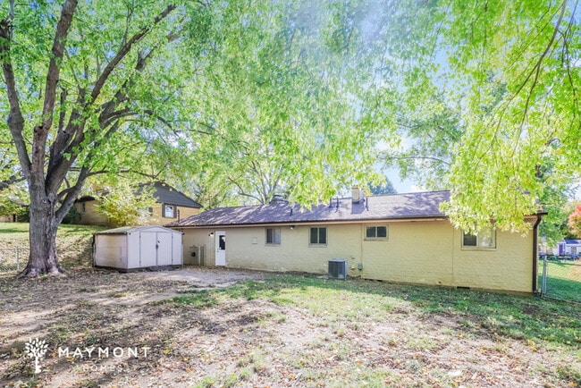 Building Photo - 155 Arlington Ave