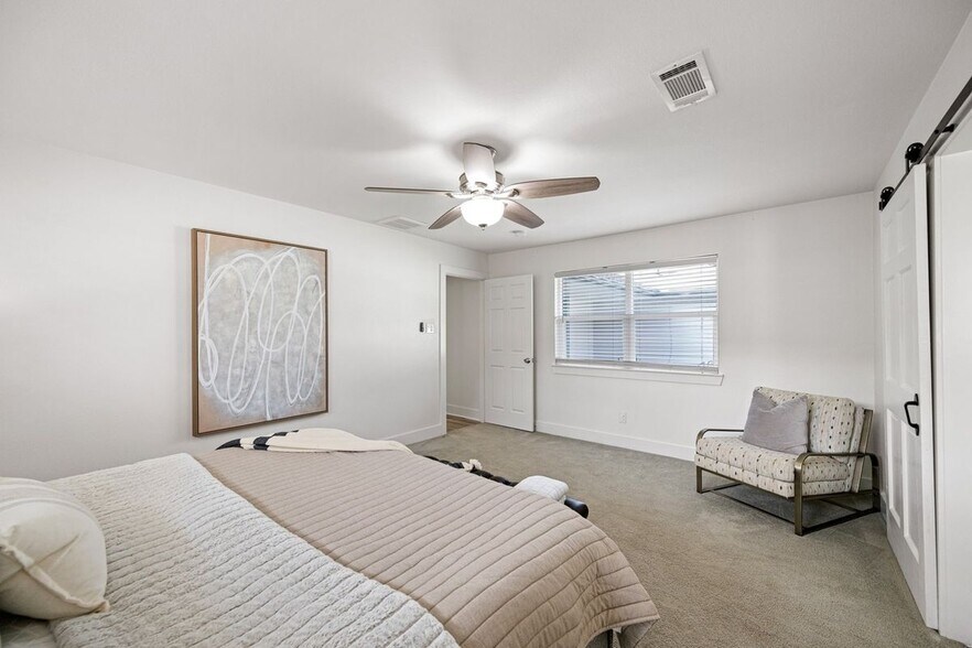 Building Photo - 5538 Yarwell Dr