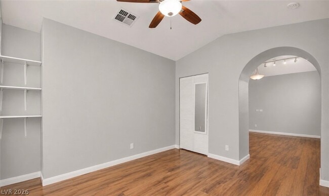 Building Photo - 8316 Vantare Ct