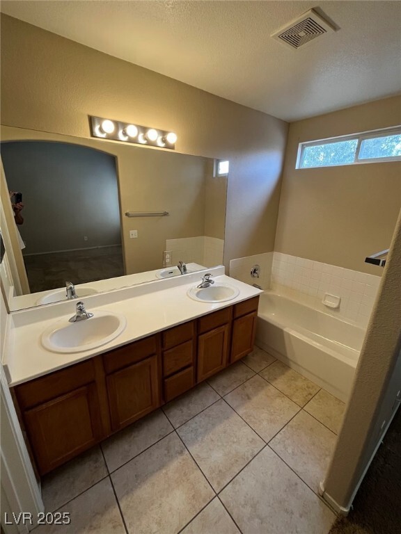 Building Photo - 5026 Paradise Harbor Pl