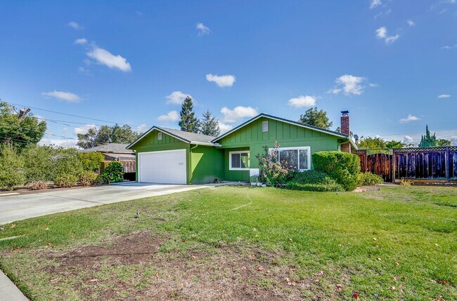 Building Photo - Remodeled 3-bedroom 1 bath