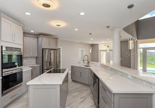 Building Photo - 1648 Bayshore Dr