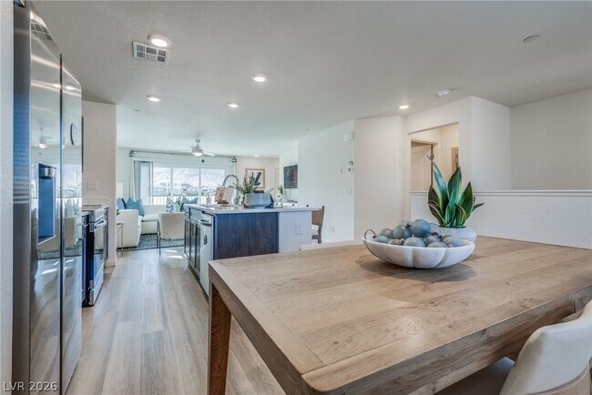 Building Photo - 6810 Truffle Gray St