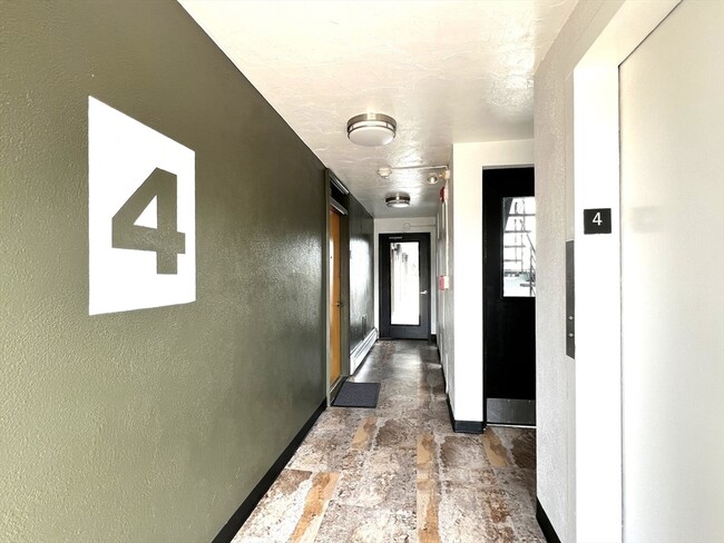 Building Photo - 345 Harvard St