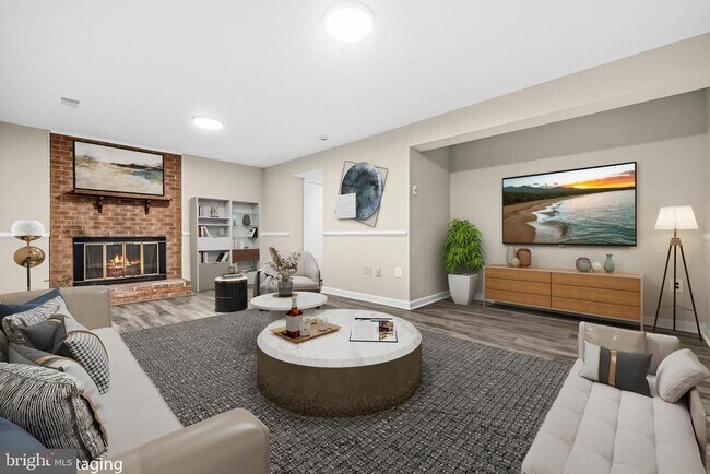 Building Photo - 5907 Wood Sorrels Ct