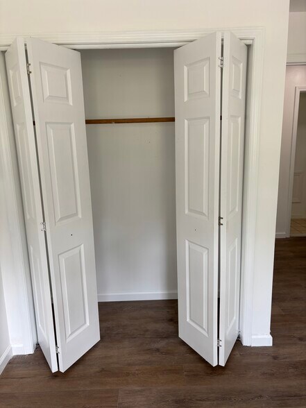Closet - 113 Woodin Rd