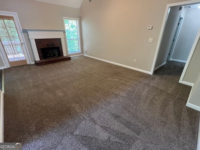 Building Photo - 1157 Chateau Terrace