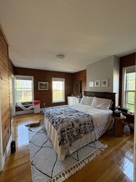 Building Photo - 57 Atherton St