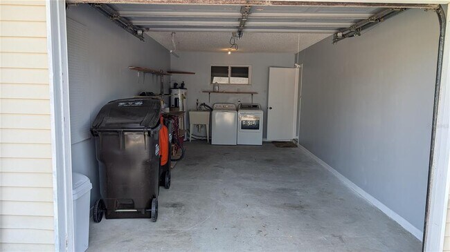 Building Photo - 10951 SW 86th Terrace