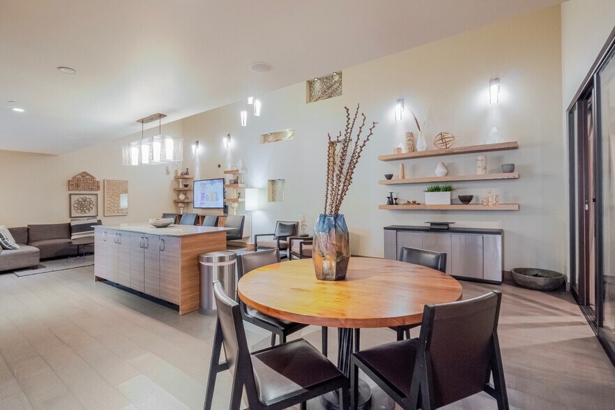 Building Photo - 8300 160th Ave NE