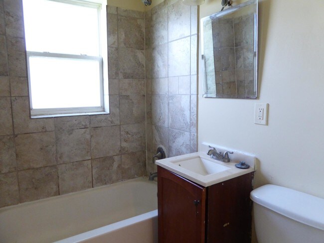 Building Photo - 5501 Foote St NE