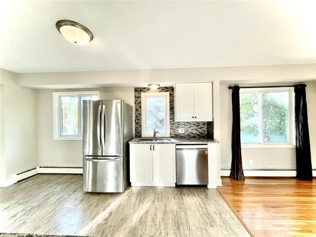 Building Photo - 5559 Turtle Lake Rd