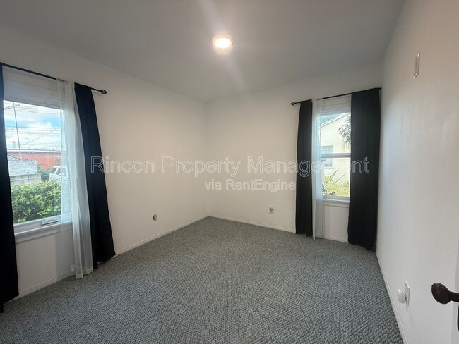 Building Photo - 2523 Alvarado St