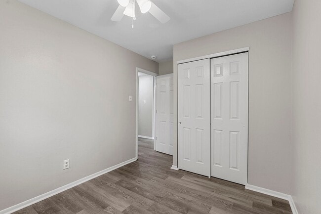 Building Photo - Newly Updated 3-Bedroom Duplex with Fresh ...