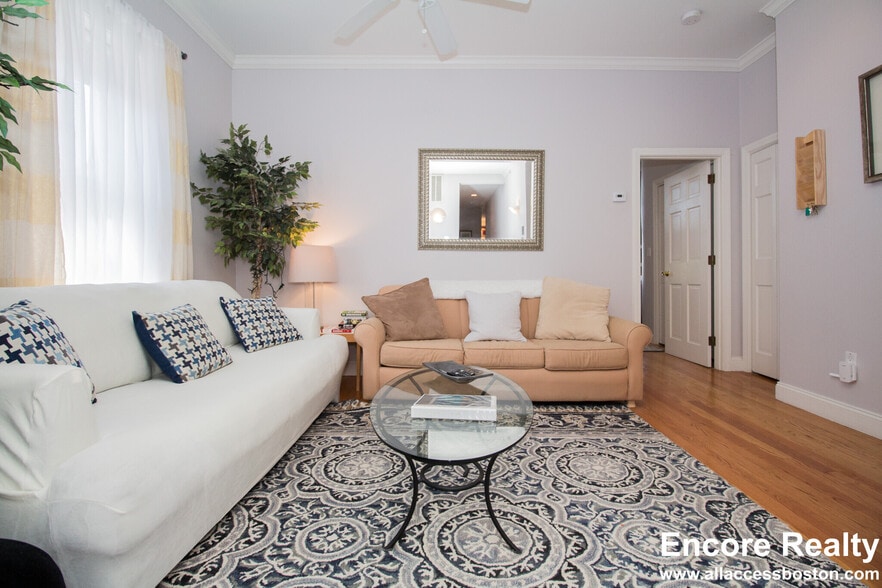 Building Photo - 7 Harvard Square