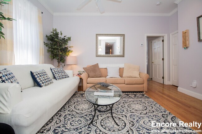 Building Photo - 7 Harvard Square