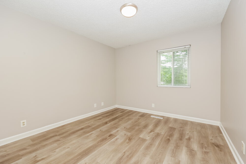 Building Photo - 252 Cedarmont Cir