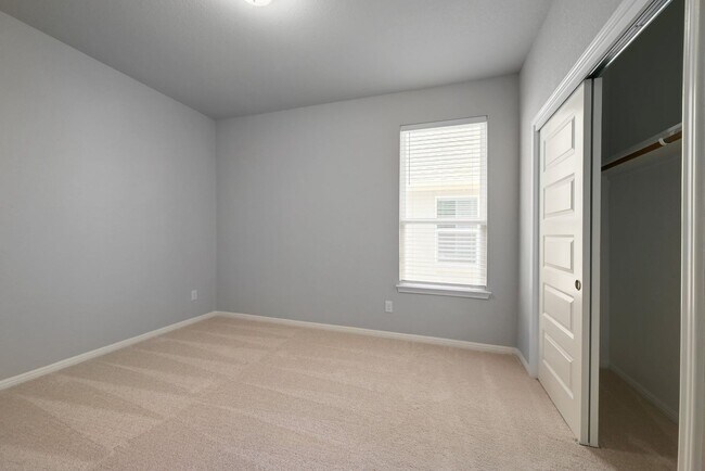 Building Photo - 3820 Brushy Creek Rd